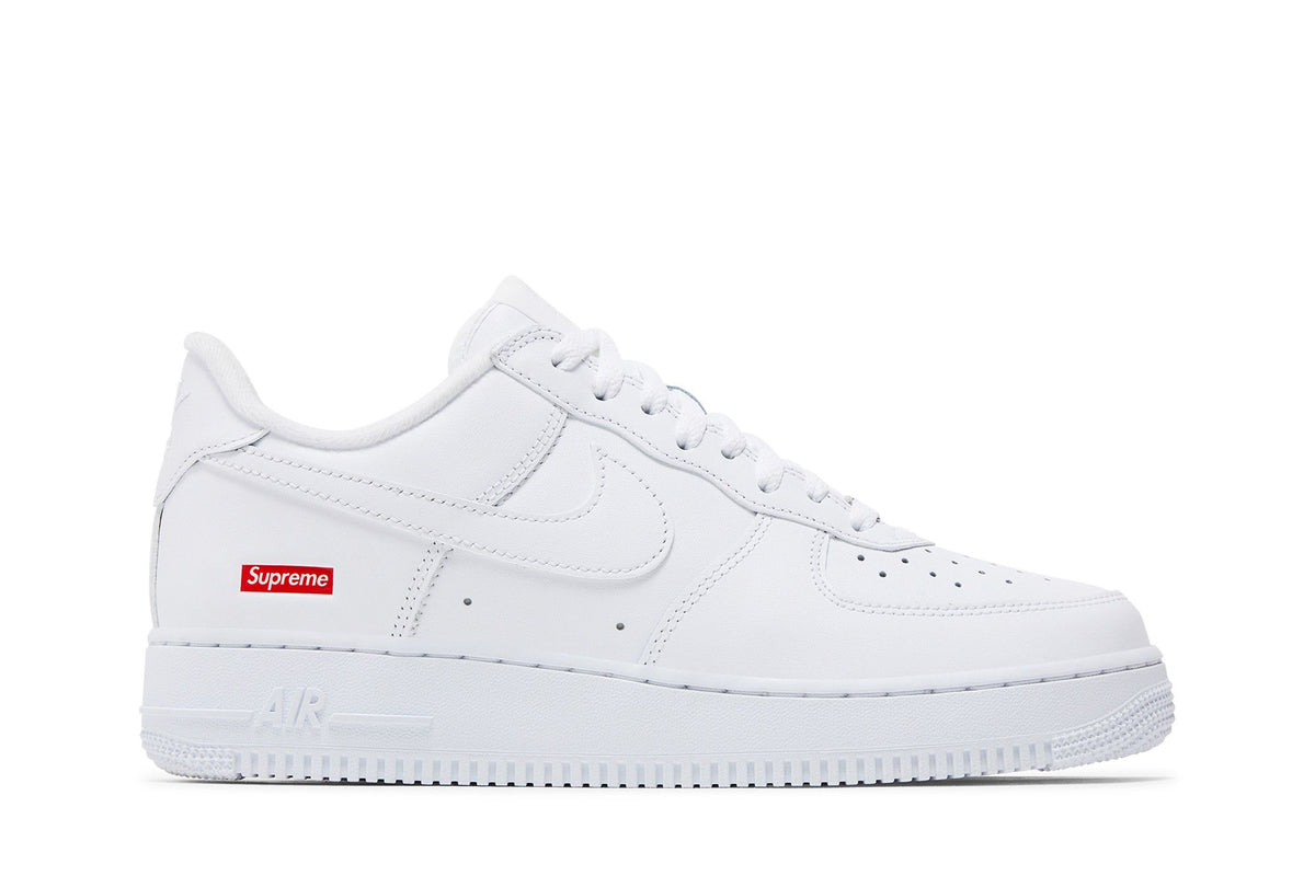 Nike Air Force 1 Low Supreme White