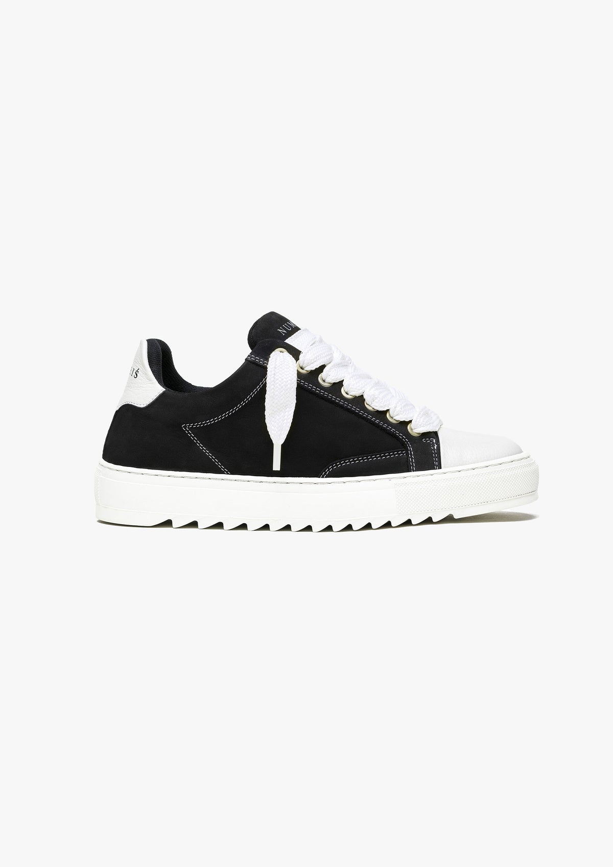 Numeris Atellier Black/White